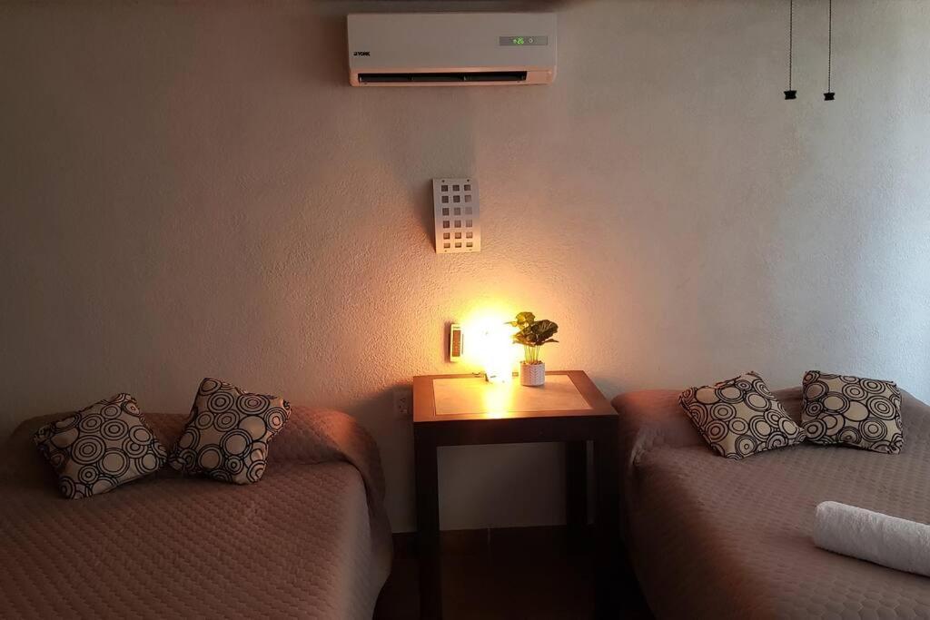 Departamento GRANDE con 2 recamaras con aire 5 camas wifi 115mb, cocina .Cochera techada, #4 Ciudad Valles Exterior foto