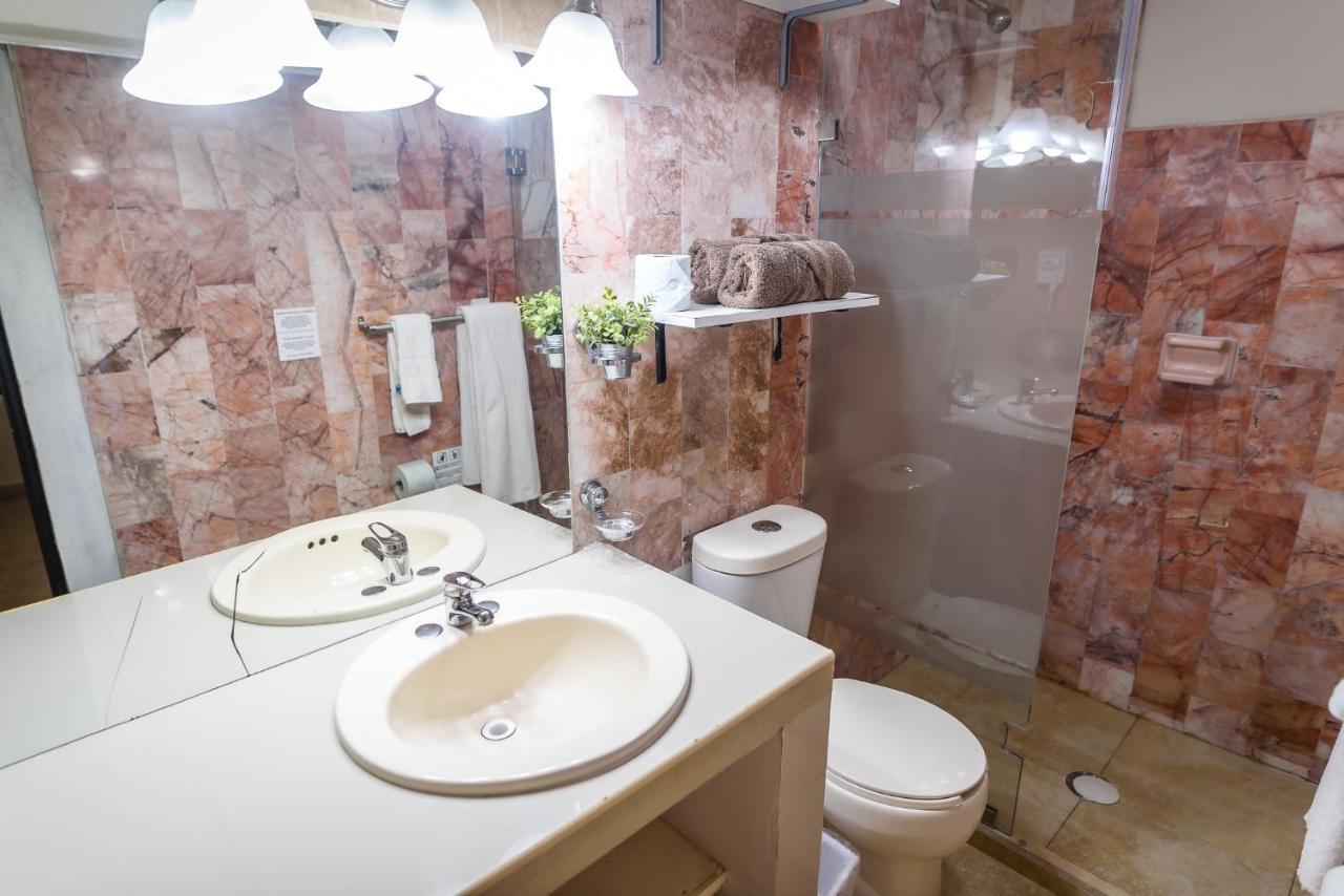 Departamento GRANDE con 2 recamaras con aire 5 camas wifi 115mb, cocina .Cochera techada, #4 Ciudad Valles Exterior foto